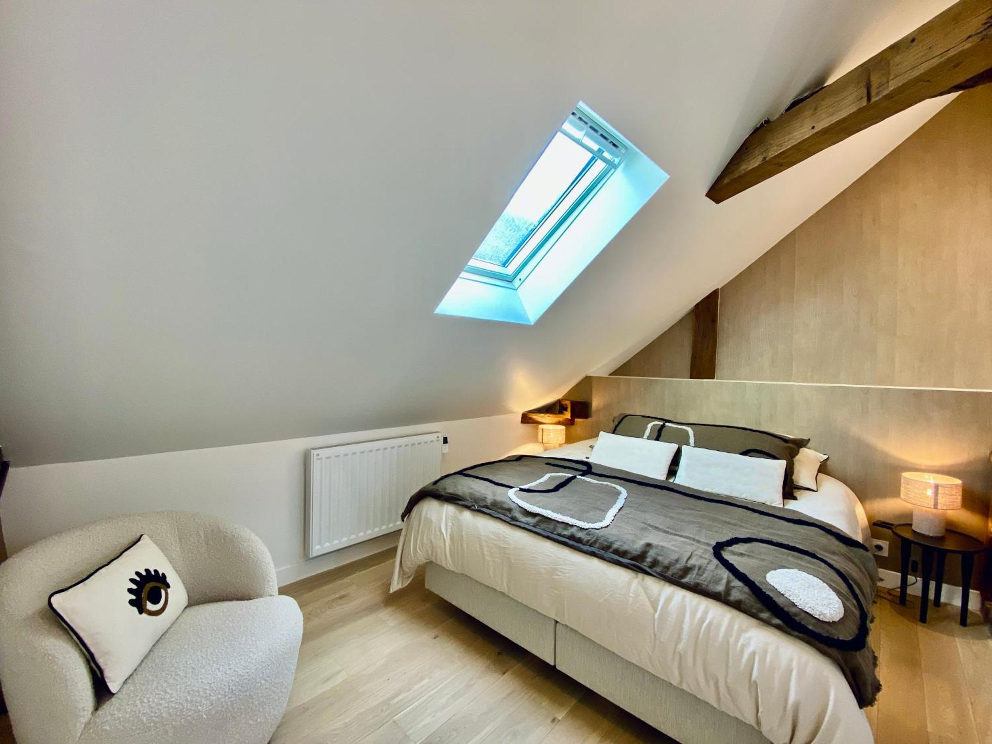 Velvet - Best Keys - Maison Duplex Elegante - Plein Centre Ville - Deco Minimaliste & Cosy - Literie Haut De Gamme - 2 Chambres Separees - Lit Queen Size & 1 Canape Convertible - Smart Tv - Wifi Fibre - Check-In Autonome Санс Экстерьер фото